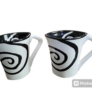 Set of 2 Coffee Cups "Urban Grafitti" Spiral Hand Painted by Tabletops Unlimited